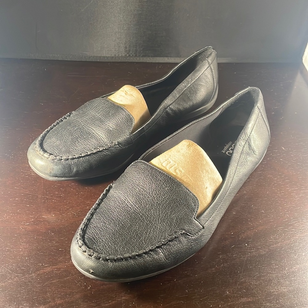 Easy Spirit e360 loafers in black